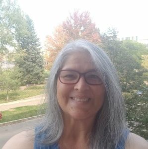 Meet your Posher, Tina